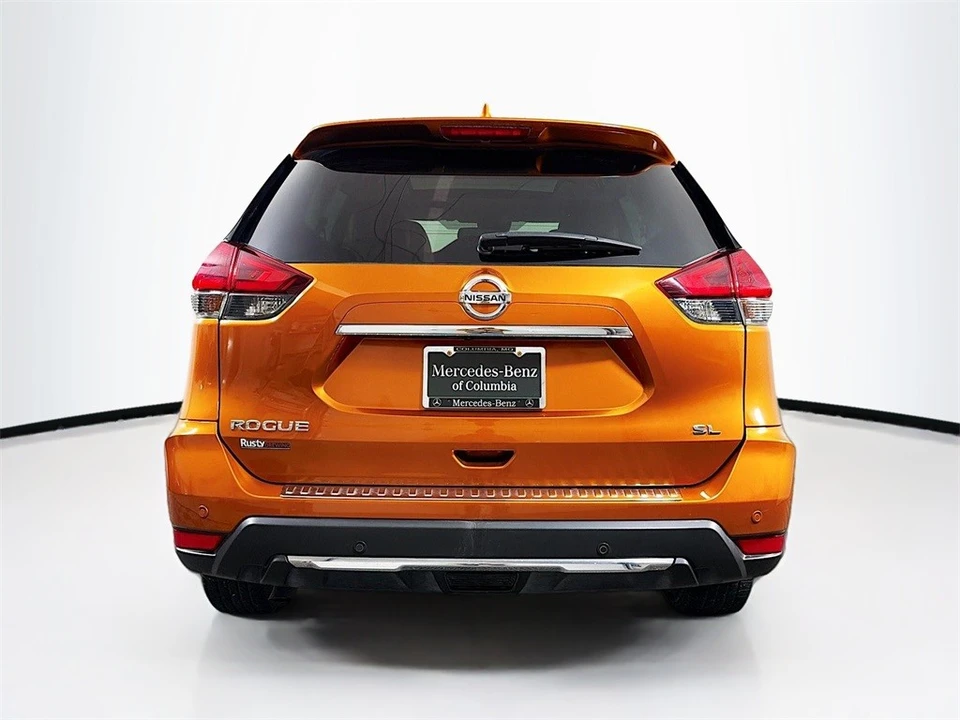 2019 Nissan Rogue - Image 6 of 12