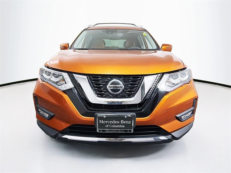 2019 Nissan Rogue - Image 2 of 12
