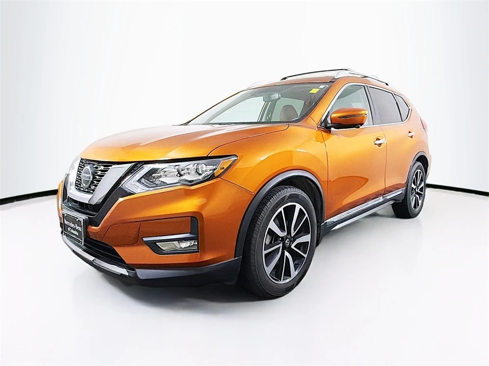2019 Nissan Rogue - Image 3 of 12