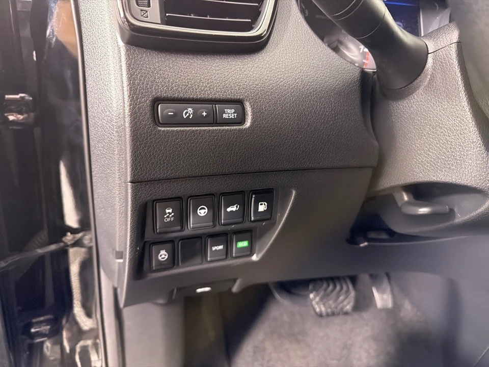 2019 Nissan Rogue - Image 13 of 21