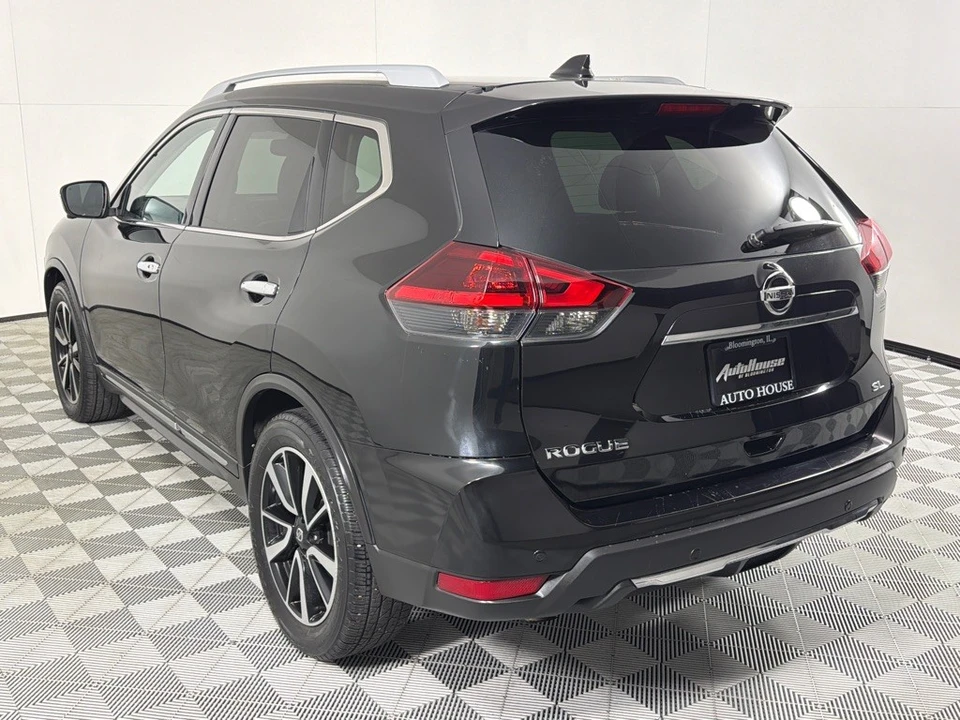 2019 Nissan Rogue - Image 7 of 21