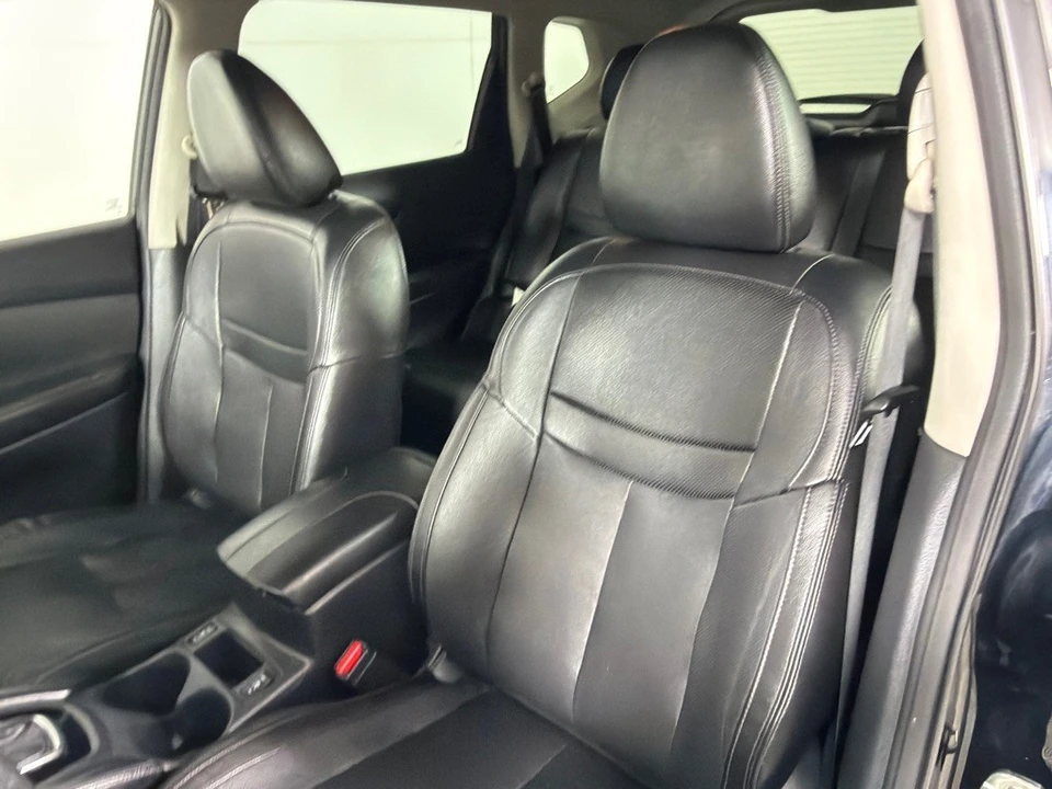 2019 Nissan Rogue - Image 12 of 21