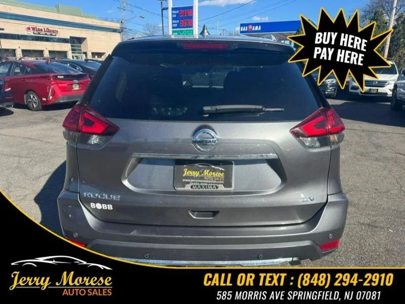 2019 Nissan Rogue - Image 4 of 12