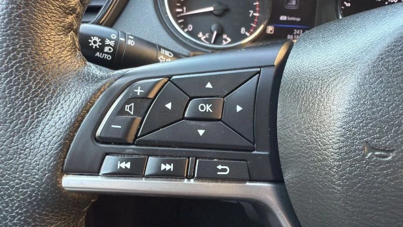 2019 Nissan Rogue - Image 12 of 12