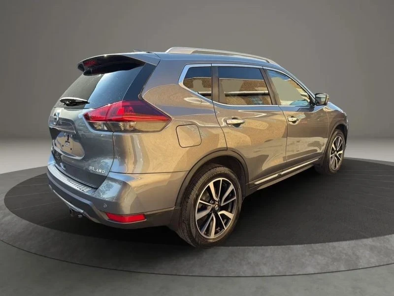2019 Nissan Rogue - Image 5 of 12
