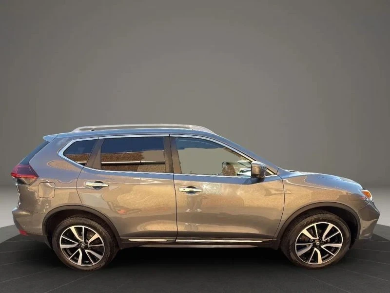 2019 Nissan Rogue - Image 4 of 12