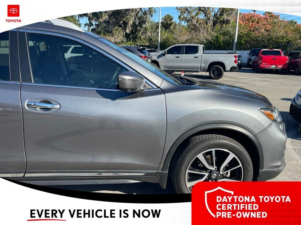 2019 Nissan Rogue - Image 9 of 10