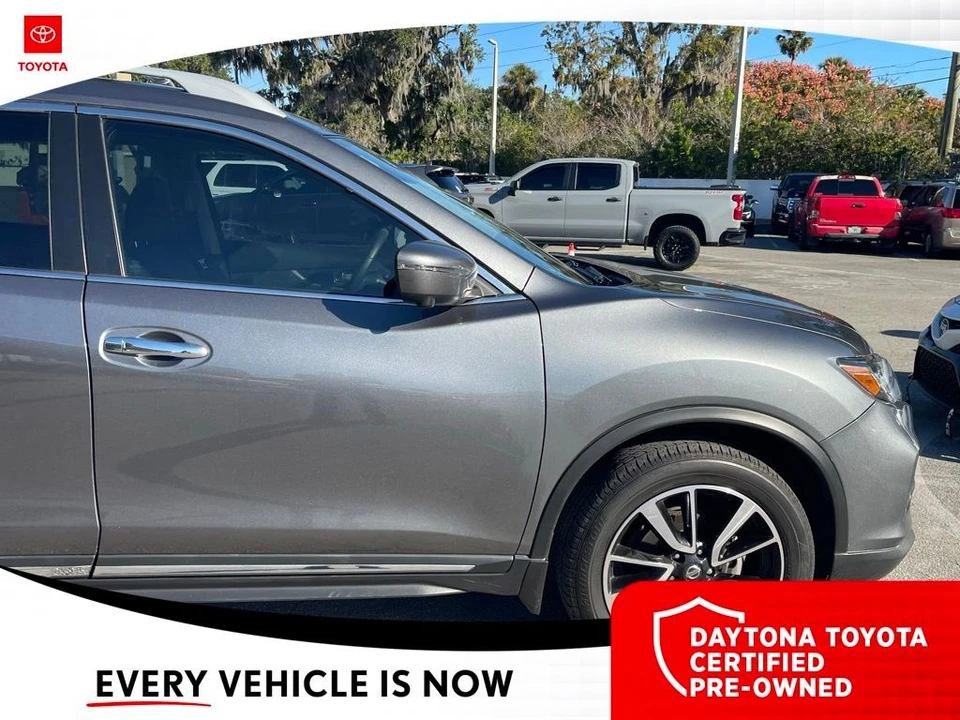 2019 Nissan Rogue - Image 4 of 10