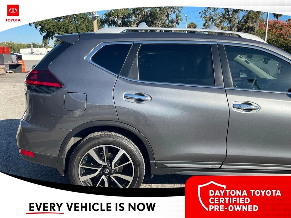 2019 Nissan Rogue - Image 8 of 10