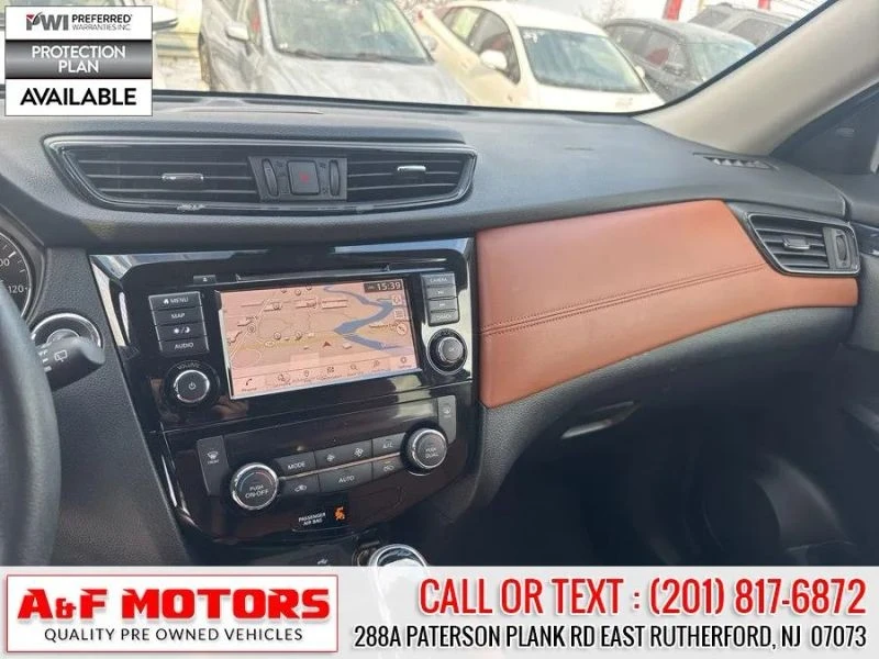 2019 Nissan Rogue - Image 5 of 12