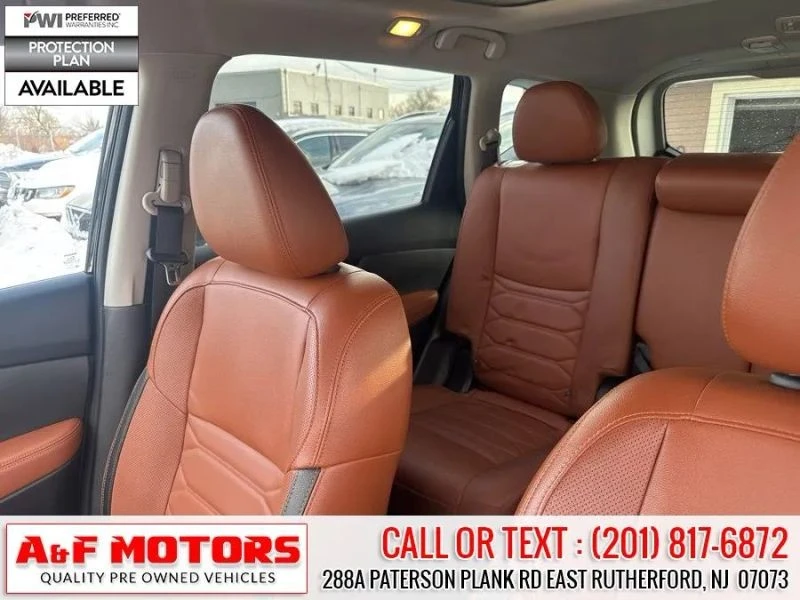 2019 Nissan Rogue - Image 8 of 12