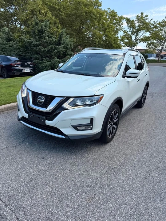 2019 Nissan Rogue - Image 3 of 19