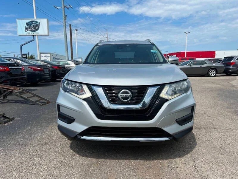 2019 Nissan Rogue - Image 2 of 8