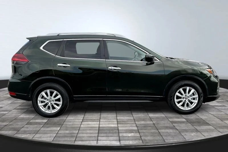 2019 Nissan Rogue - Image 8 of 12