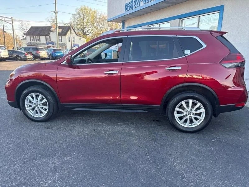2019 Nissan Rogue - Image 4 of 12
