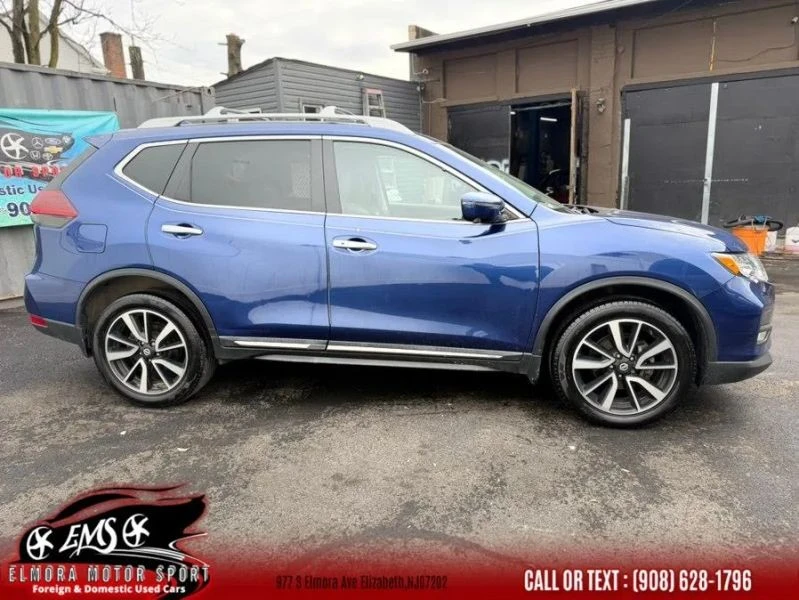 2019 Nissan Rogue - Image 8 of 12