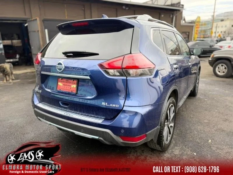 2019 Nissan Rogue - Image 7 of 12