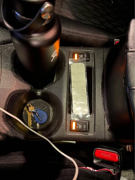2019 Nissan Rogue - Image 6 of 11