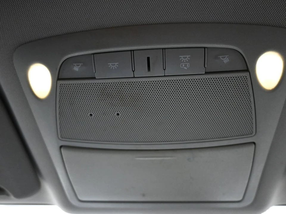 2019 Nissan Rogue - Image 17 of 21