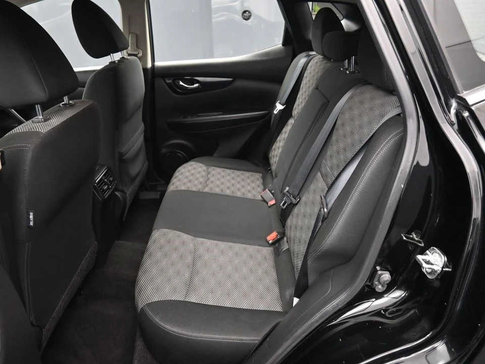 2019 Nissan Rogue - Image 20 of 21