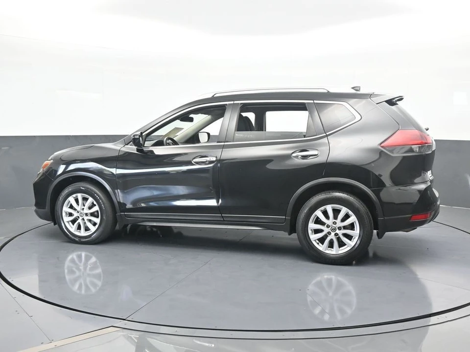 2019 Nissan Rogue - Image 3 of 12
