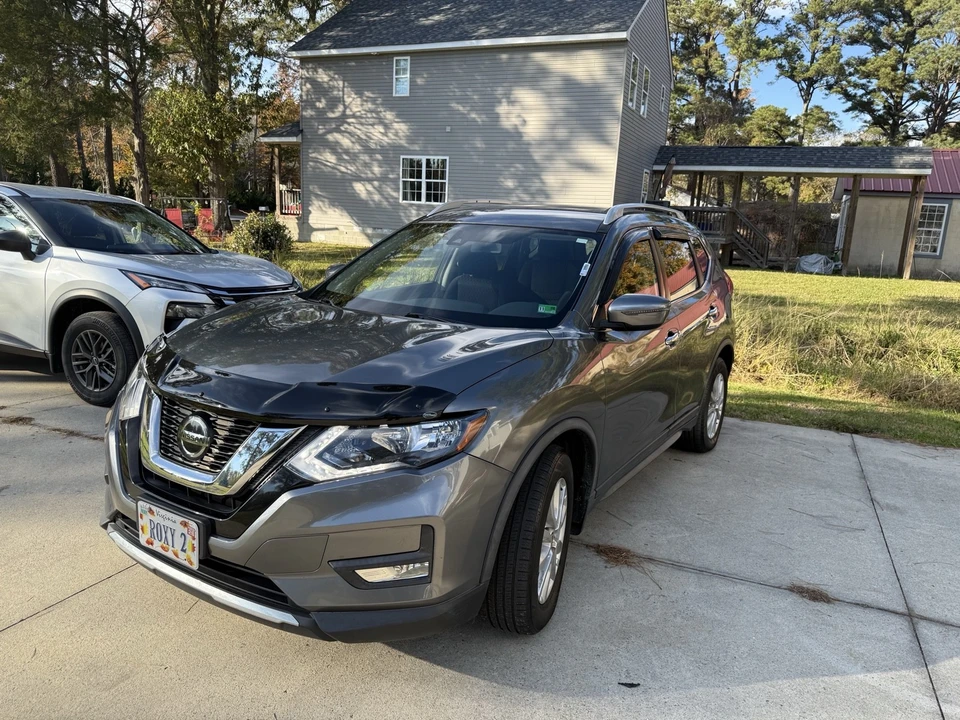 2019 Nissan Rogue - Image 3 of 21