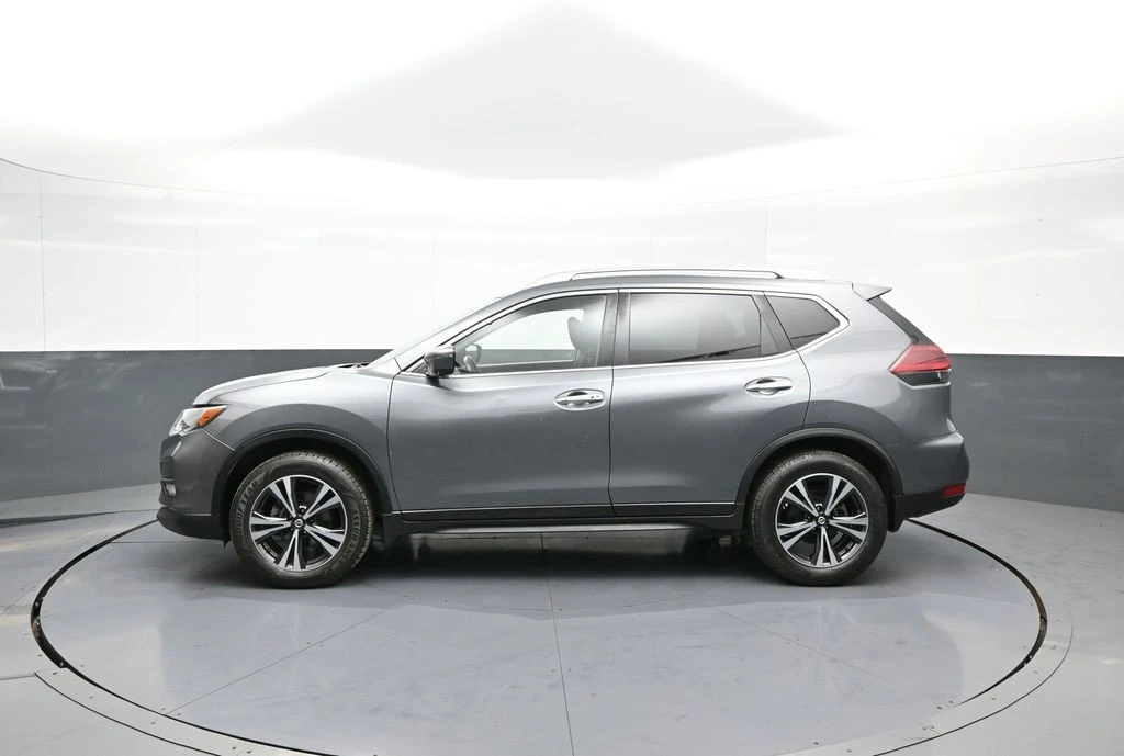 2019 Nissan Rogue - Image 9 of 21