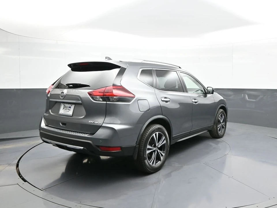 2019 Nissan Rogue - Image 6 of 21