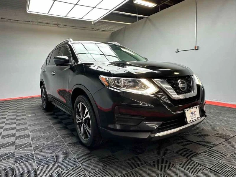 2019 Nissan Rogue - Image 8 of 12