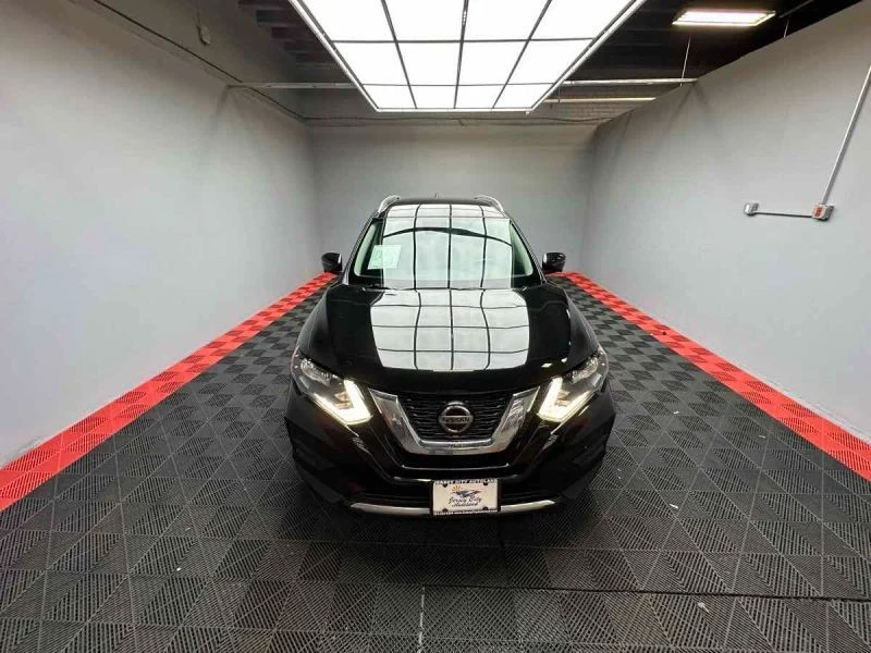 2019 Nissan Rogue - Image 5 of 12
