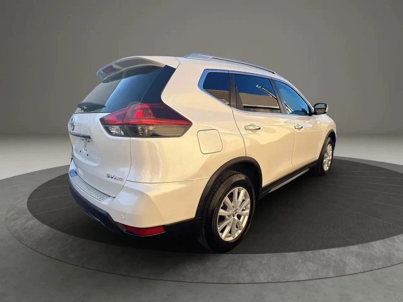 2019 Nissan Rogue - Image 5 of 12