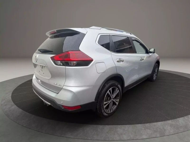 2019 Nissan Rogue - Image 5 of 12
