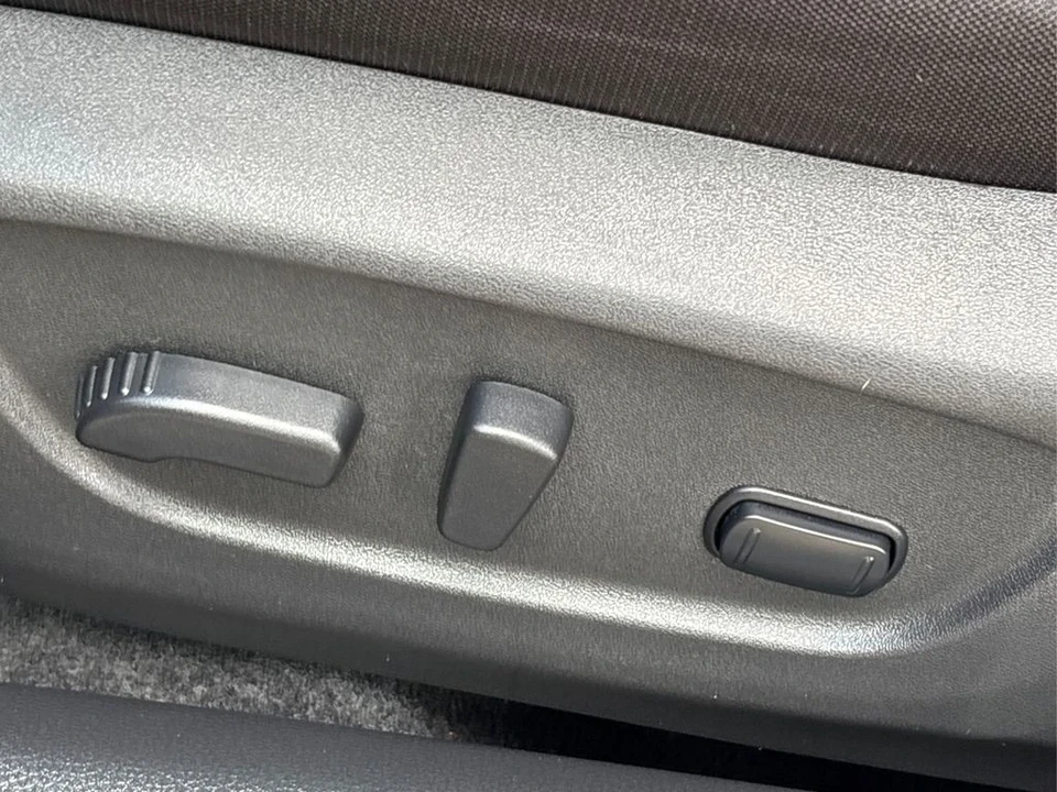 2019 Nissan Rogue - Image 12 of 12