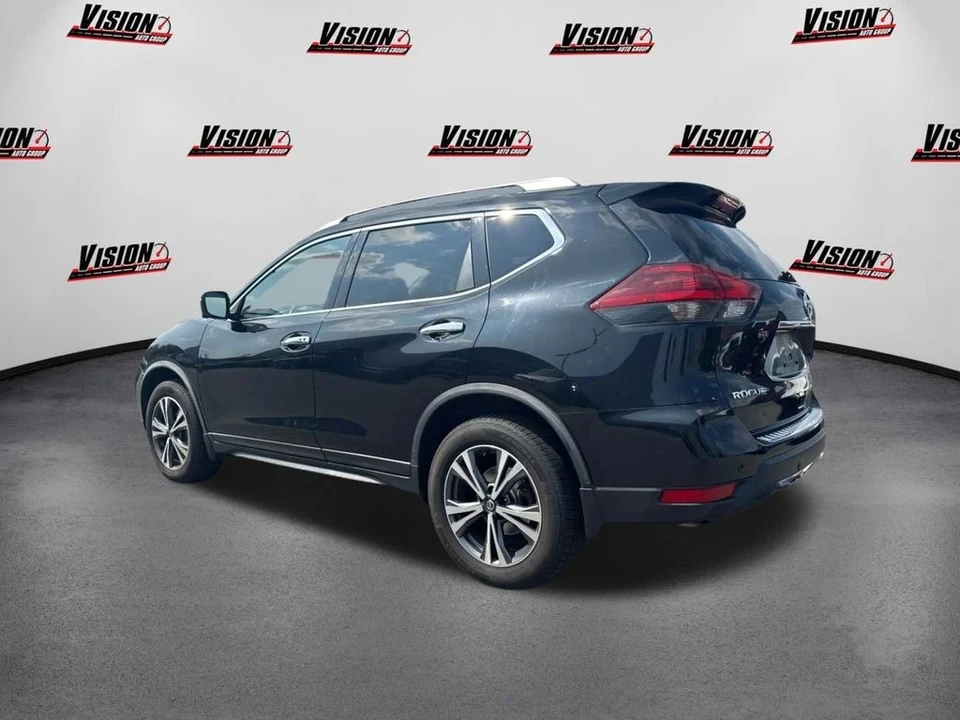 2019 Nissan Rogue - Image 7 of 12