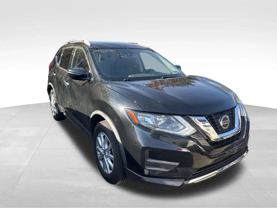 2019 Nissan Rogue - Image 4 of 12