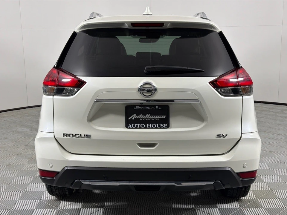 2019 Nissan Rogue - Image 6 of 21