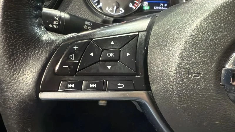 2019 Nissan Rogue - Image 12 of 12