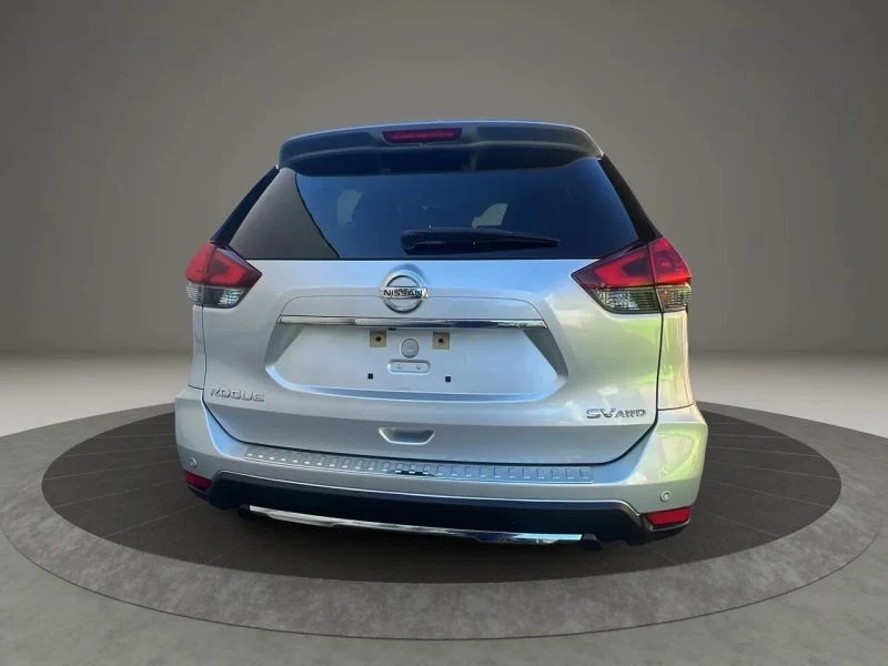 2019 Nissan Rogue - Image 6 of 12