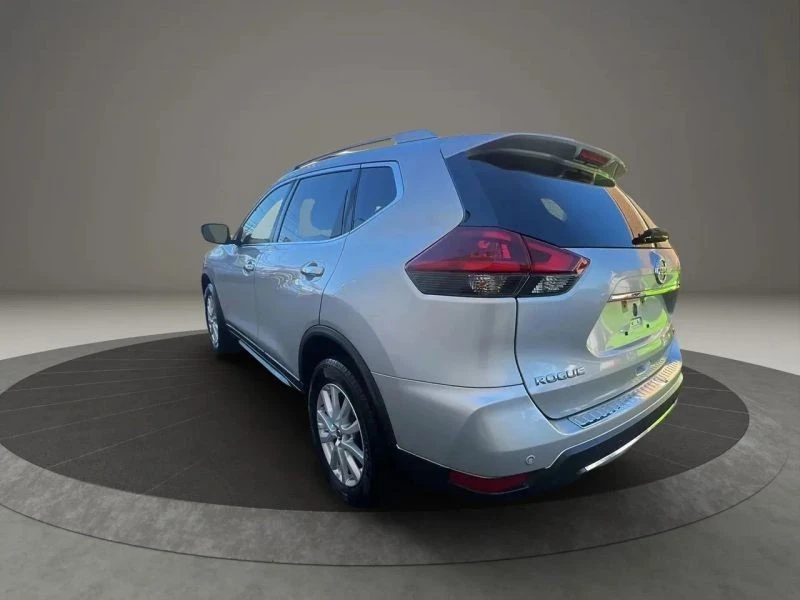 2019 Nissan Rogue - Image 7 of 12