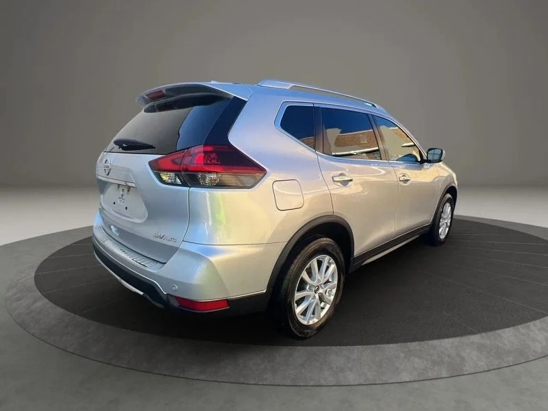 2019 Nissan Rogue - Image 5 of 12