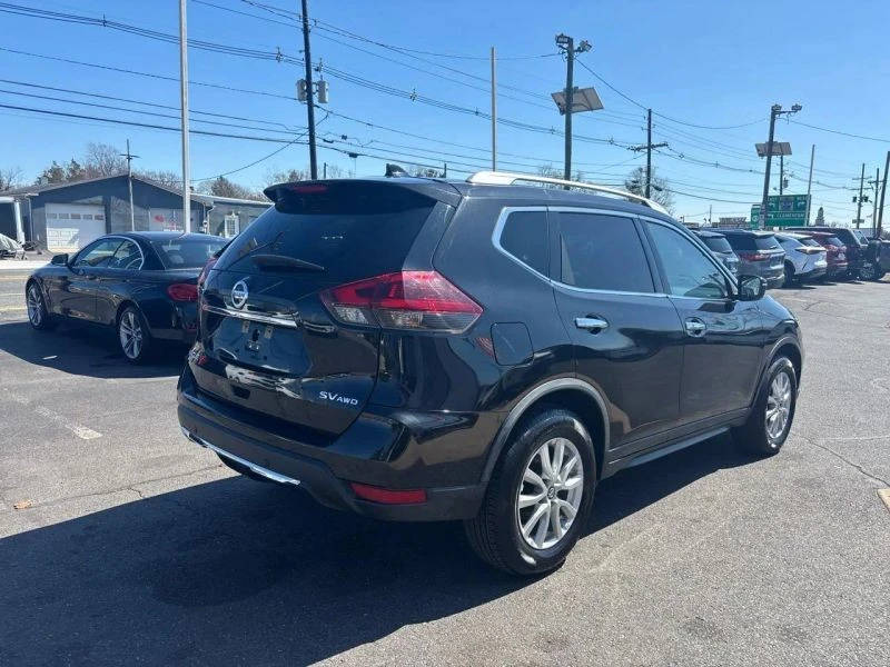 2019 Nissan Rogue - Image 6 of 12