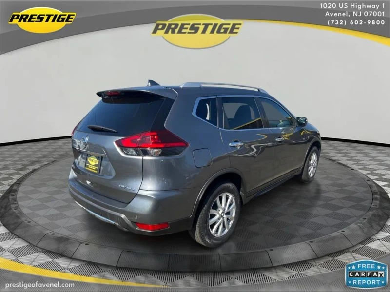 2019 Nissan Rogue - Image 5 of 12