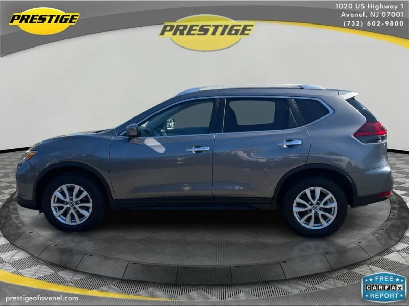 2019 Nissan Rogue - Image 8 of 12