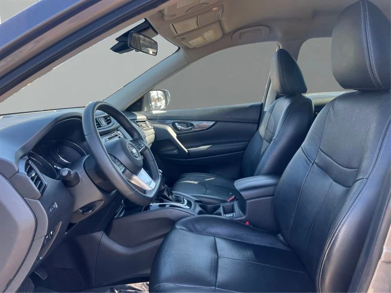 2019 Nissan Rogue - Image 9 of 12