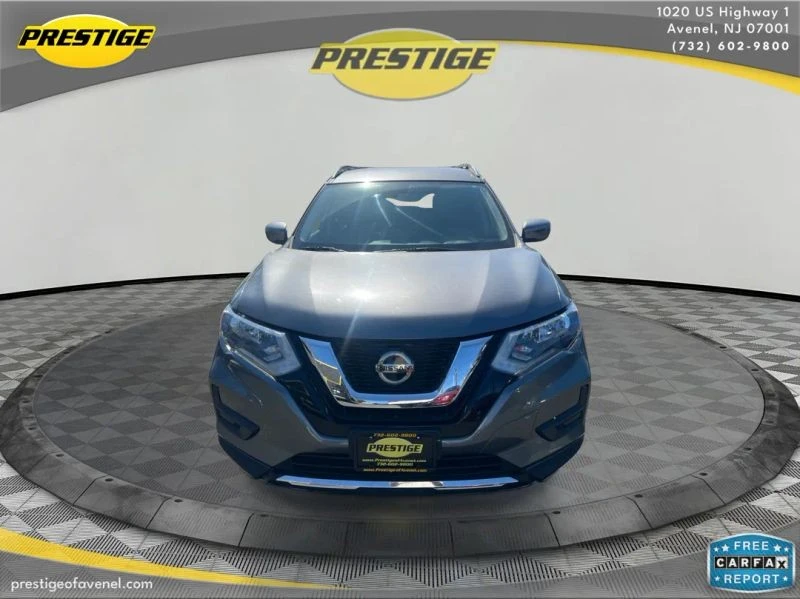 2019 Nissan Rogue - Image 2 of 12