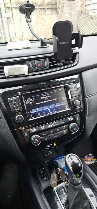 2019 Nissan Rogue - Image 5 of 10