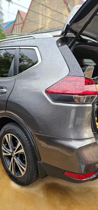2019 Nissan Rogue - Image 9 of 10
