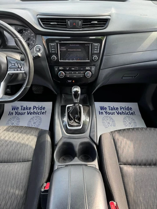 2019 Nissan Rogue - Image 19 of 20
