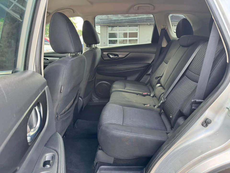 2019 Nissan Rogue - Image 13 of 20