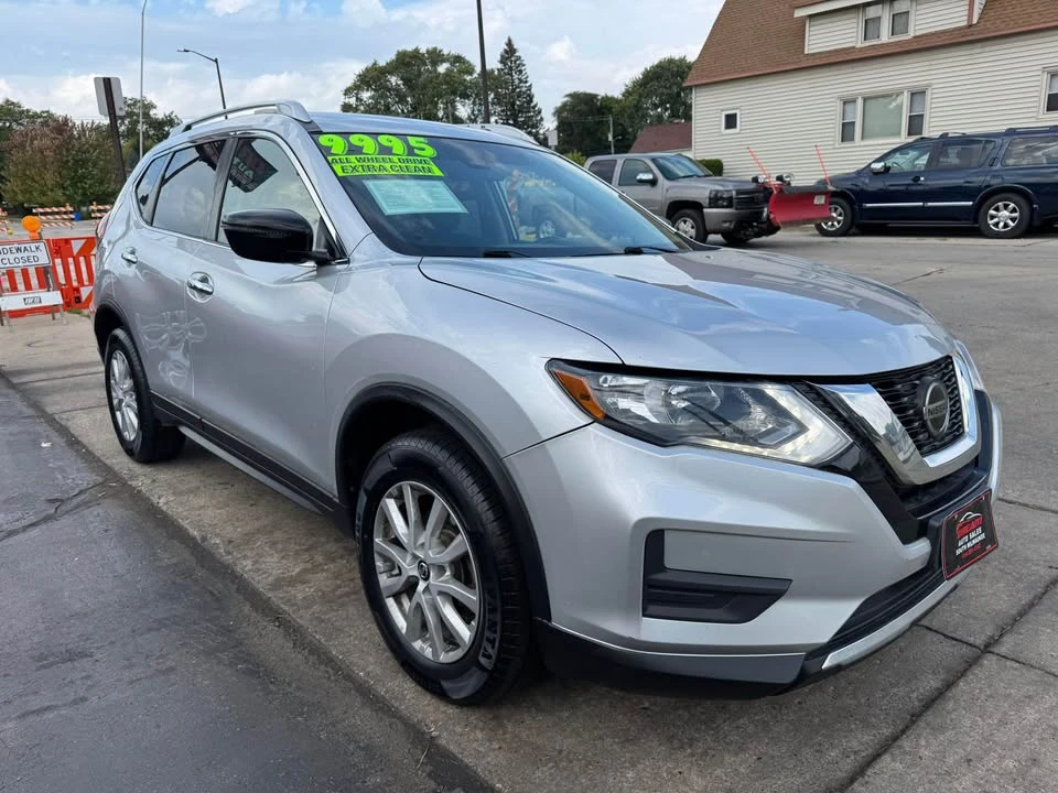 2019 Nissan Rogue - Image 8 of 20